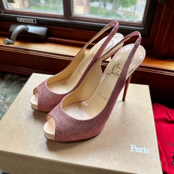 Brand new beautiful Christian Louboutin Private Number 120 Glitter Platform Heel